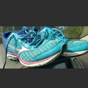 Mizuno Wave Rider 18